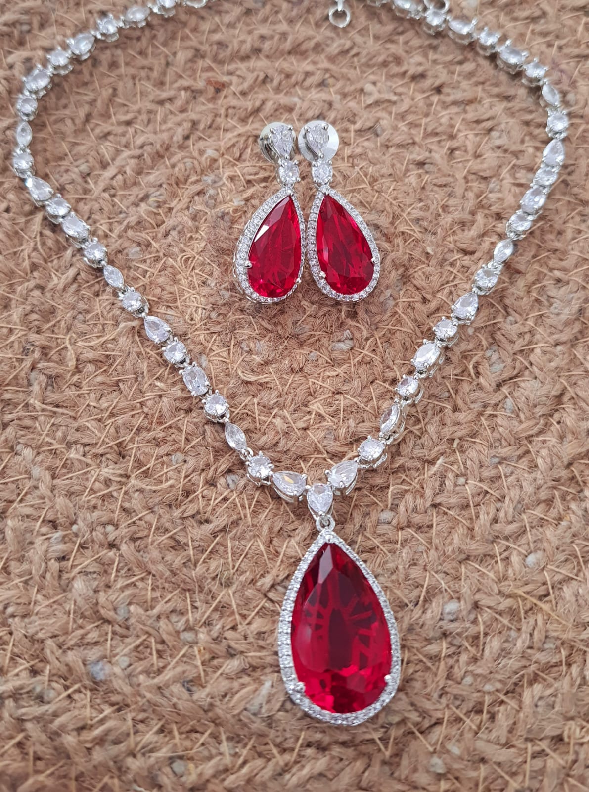 Diamond Necklace Set Wit Earrings (replica) SELLERS STORE Diamond Necklace Set Wit Earrings (replica)