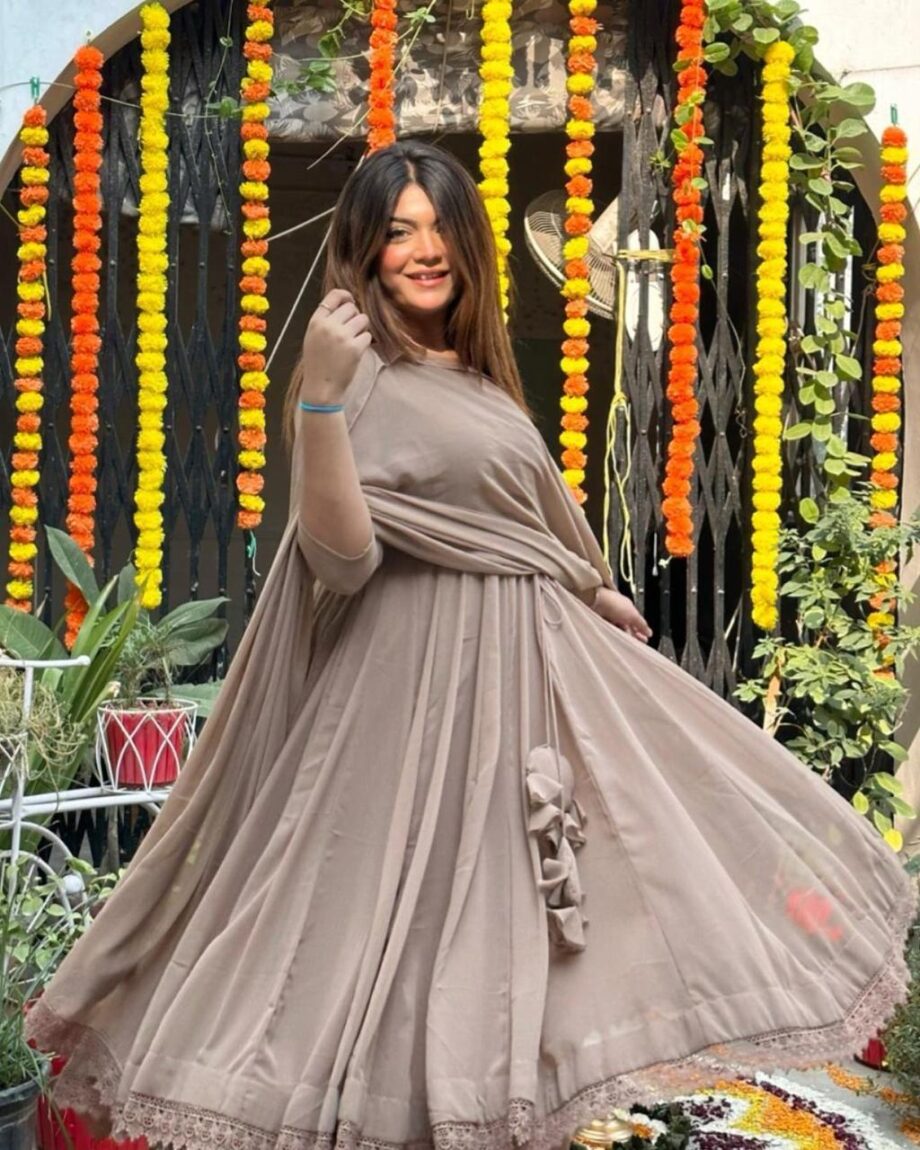 Fox Georgette Complete Lining Gown & Dupatta