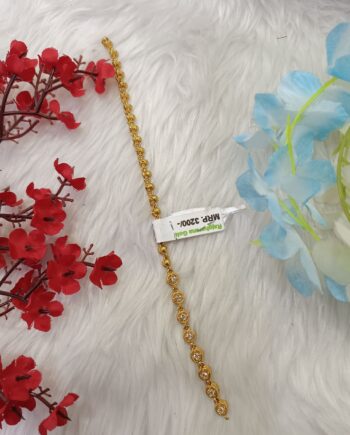 Ethnic Gold Kada with Temple-Inspired Detailing