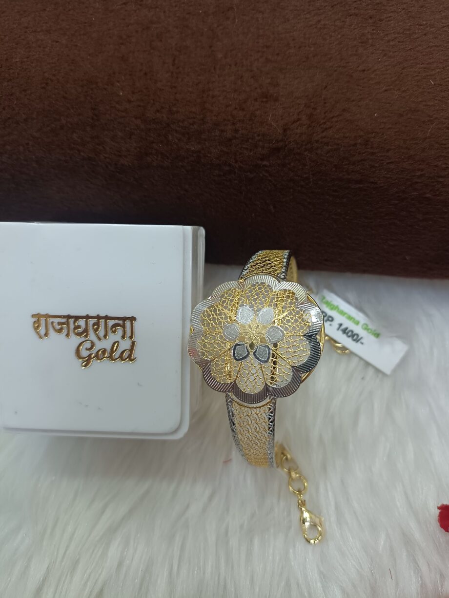Royal Look Bracelets for Bridesmaids & Brides