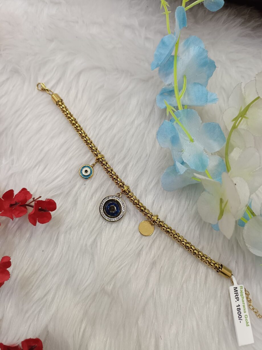 Classic Gold Bracelet for Daily Wear – Lightweight & Durable