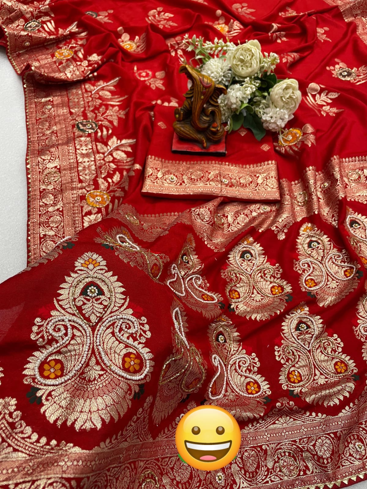 Silk Saree With Beautiful Blouse SELLERS STORE Silk Saree With Beautiful Blouse